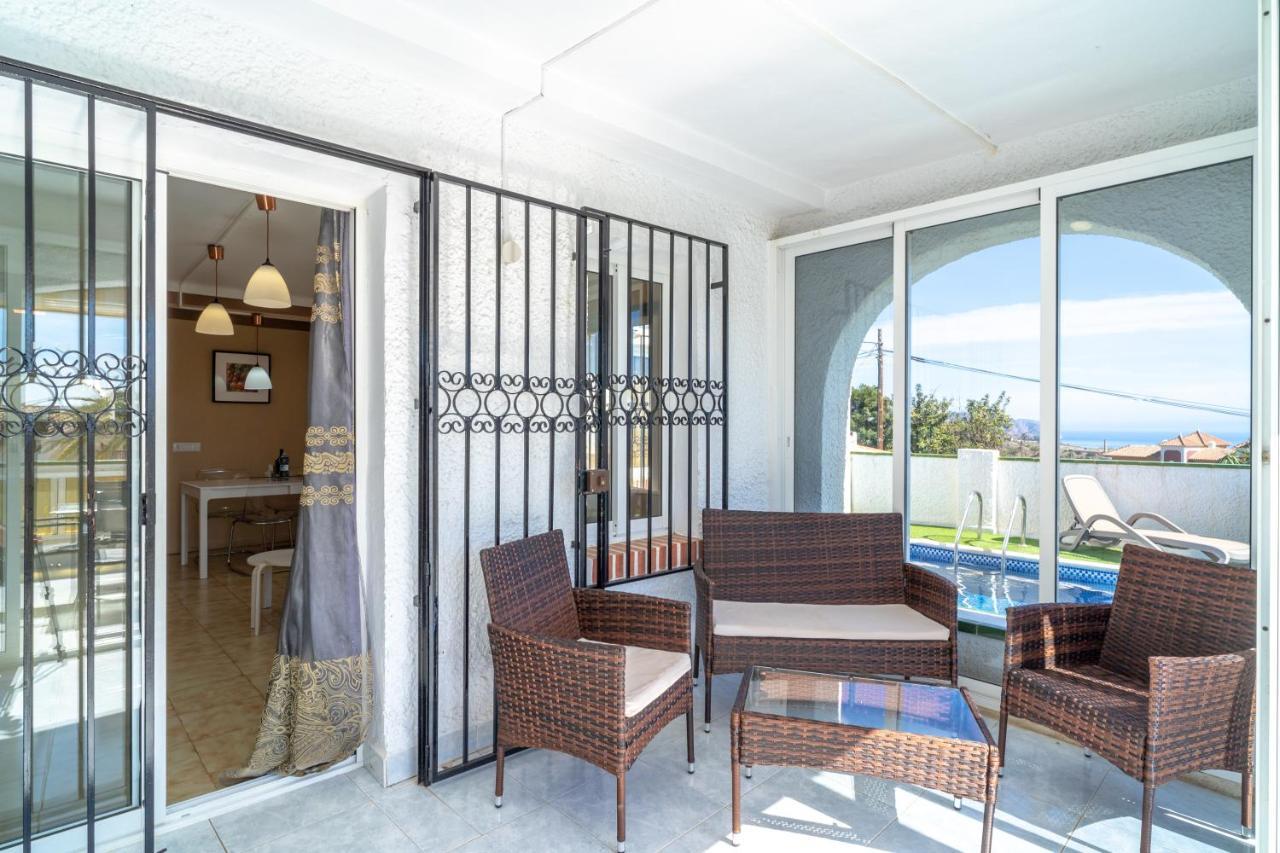 Villa Kenny Private Pool Casasol Nerja Exterior photo